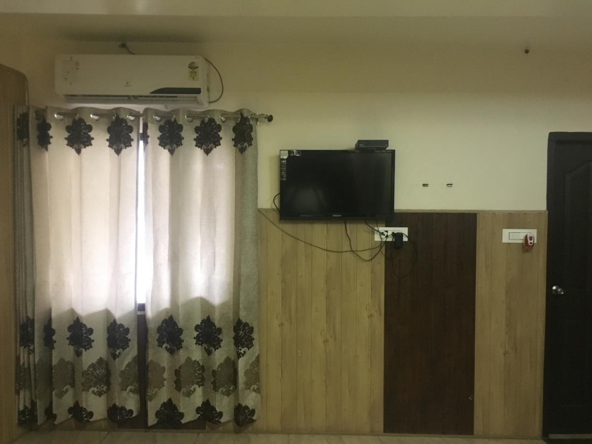 Oyo 12976 Hotel New Fiza Jammu Εξωτερικό φωτογραφία