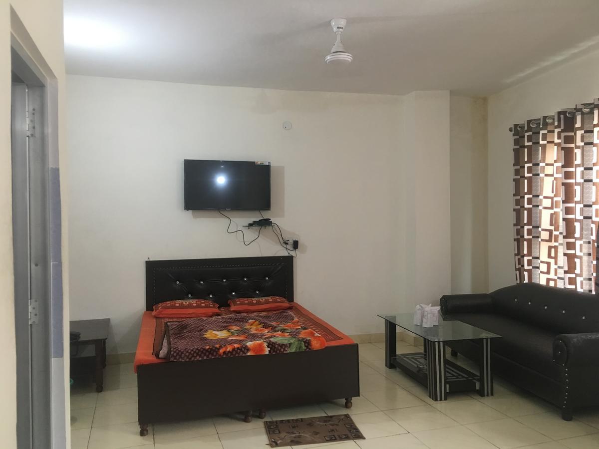 Oyo 12976 Hotel New Fiza Jammu Εξωτερικό φωτογραφία