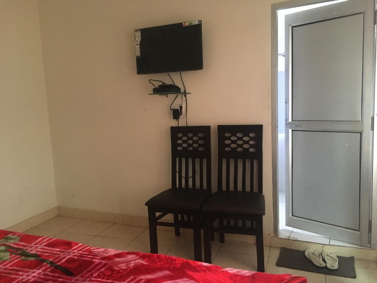 Oyo 12976 Hotel New Fiza Jammu Εξωτερικό φωτογραφία