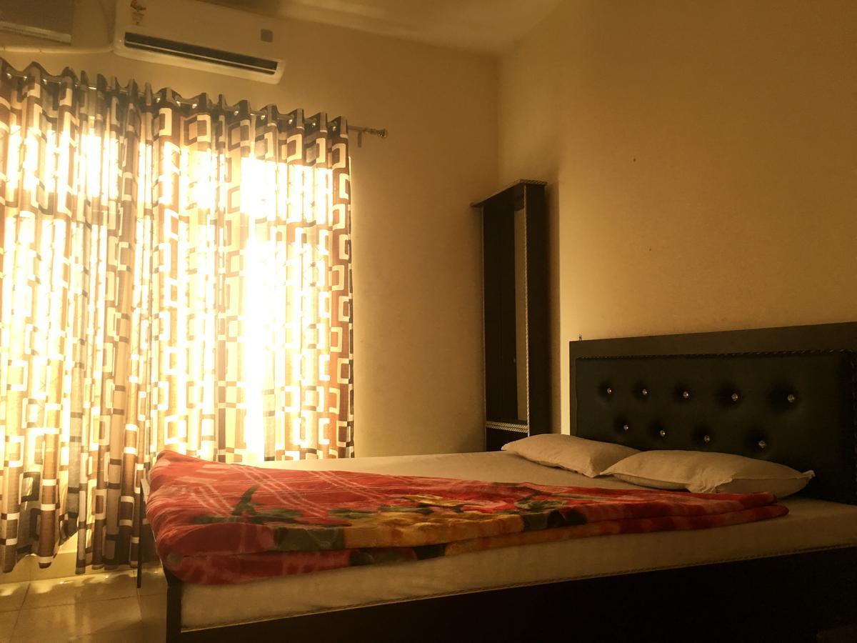 Oyo 12976 Hotel New Fiza Jammu Εξωτερικό φωτογραφία
