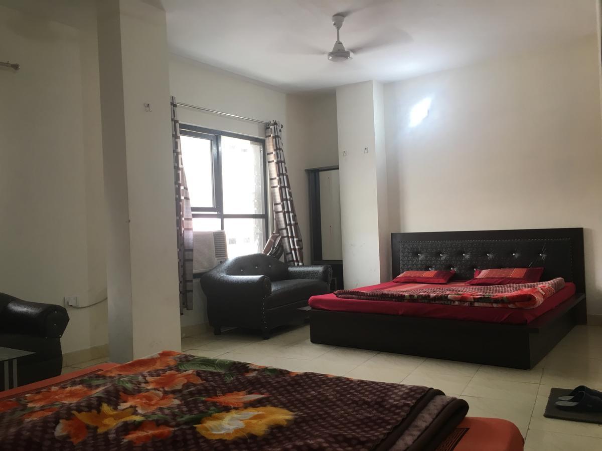 Oyo 12976 Hotel New Fiza Jammu Εξωτερικό φωτογραφία