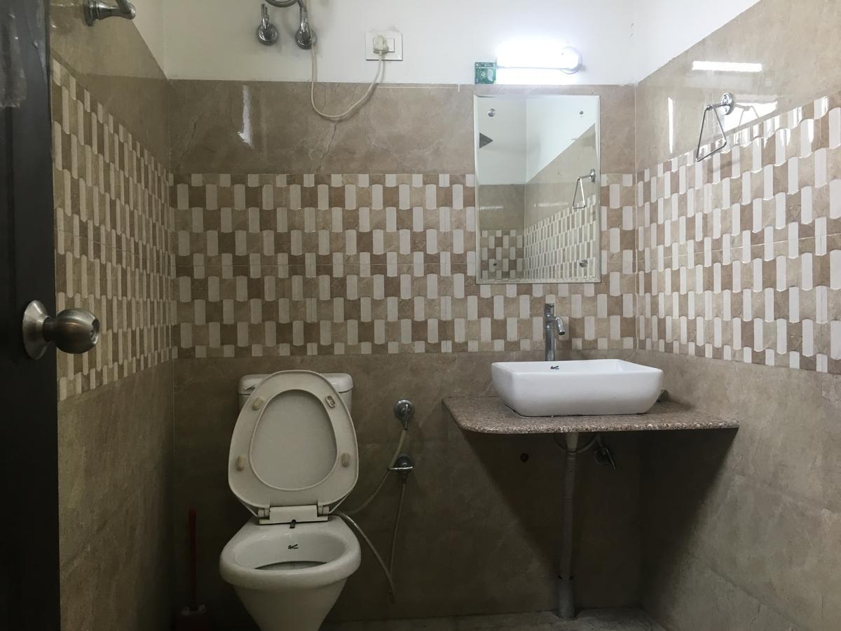 Oyo 12976 Hotel New Fiza Jammu Εξωτερικό φωτογραφία