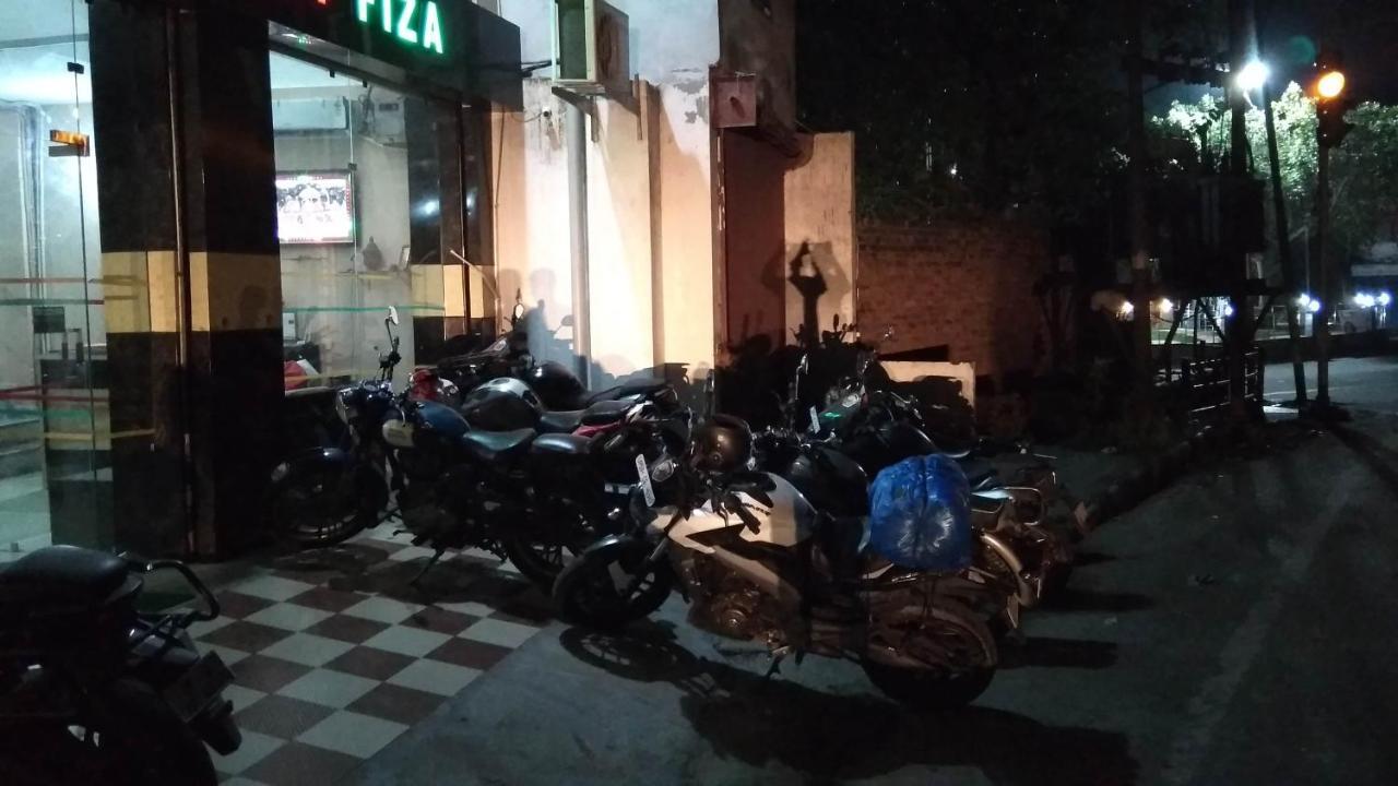 Oyo 12976 Hotel New Fiza Jammu Εξωτερικό φωτογραφία